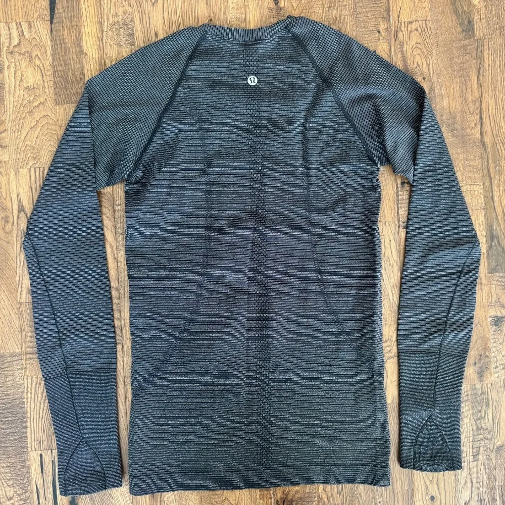 Lululemon Swiftly Tech Long Sleeve‎ Crew Sparkle Black Women's Size 6 H